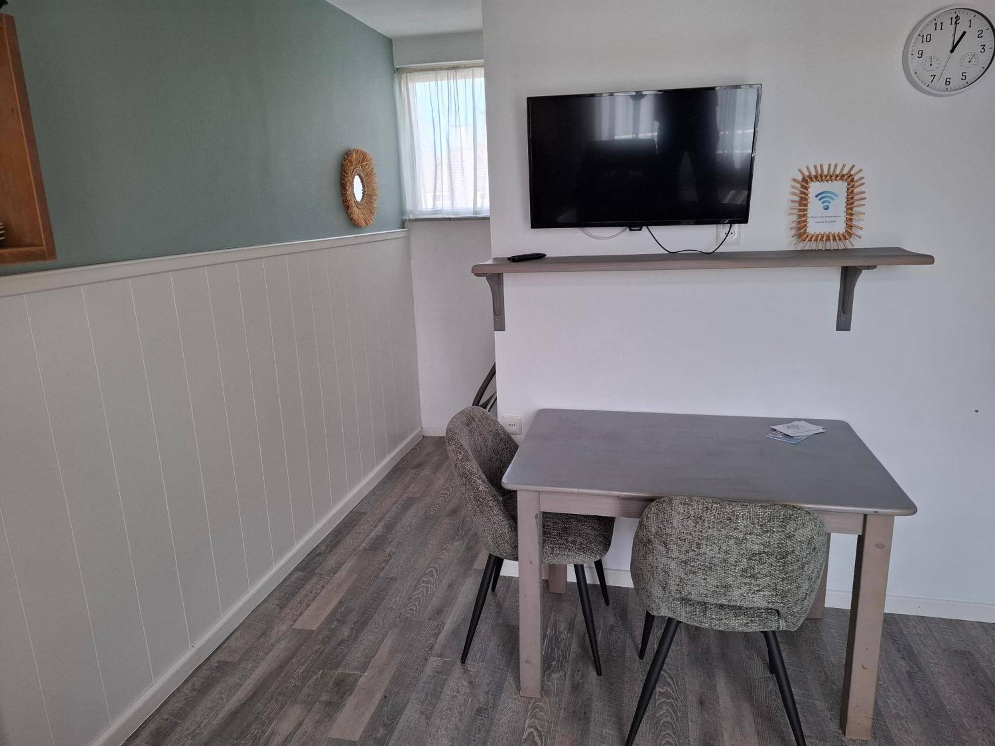 Appartement Vlakbij Strand En Centrum 주테란데 외부 사진